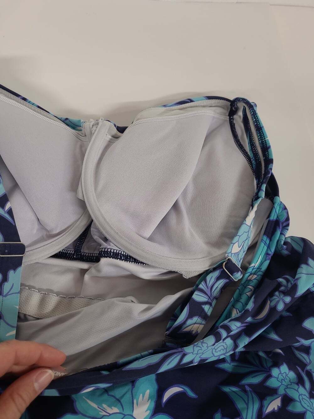 Lands' End Tankini Top Women's Size 22W Built in Bra Underwire Adjustable Straps - Picture 5 of 6